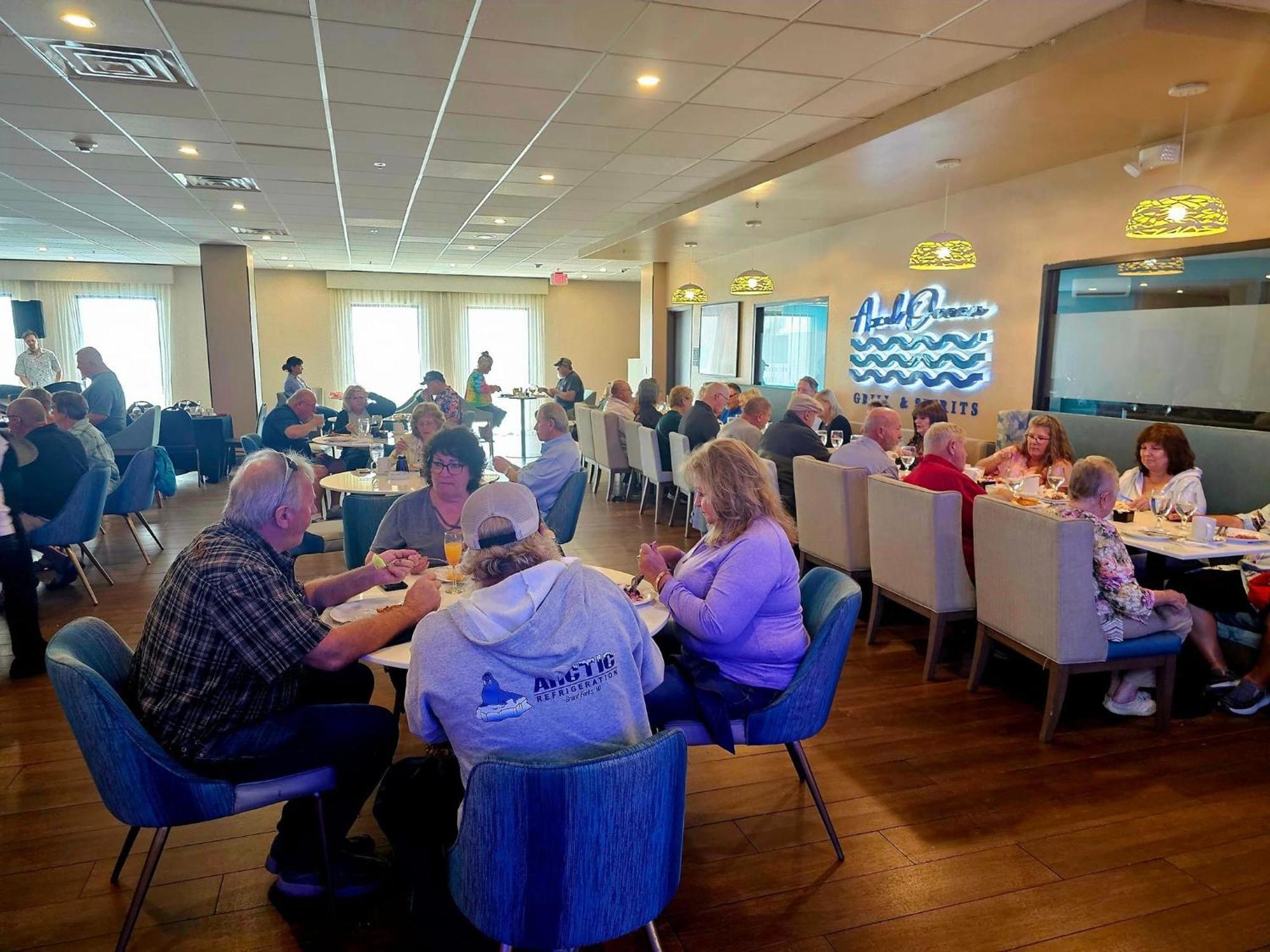 Holiday Inn Resort South Padre Island-Beach Front By Ihg Exterior photo